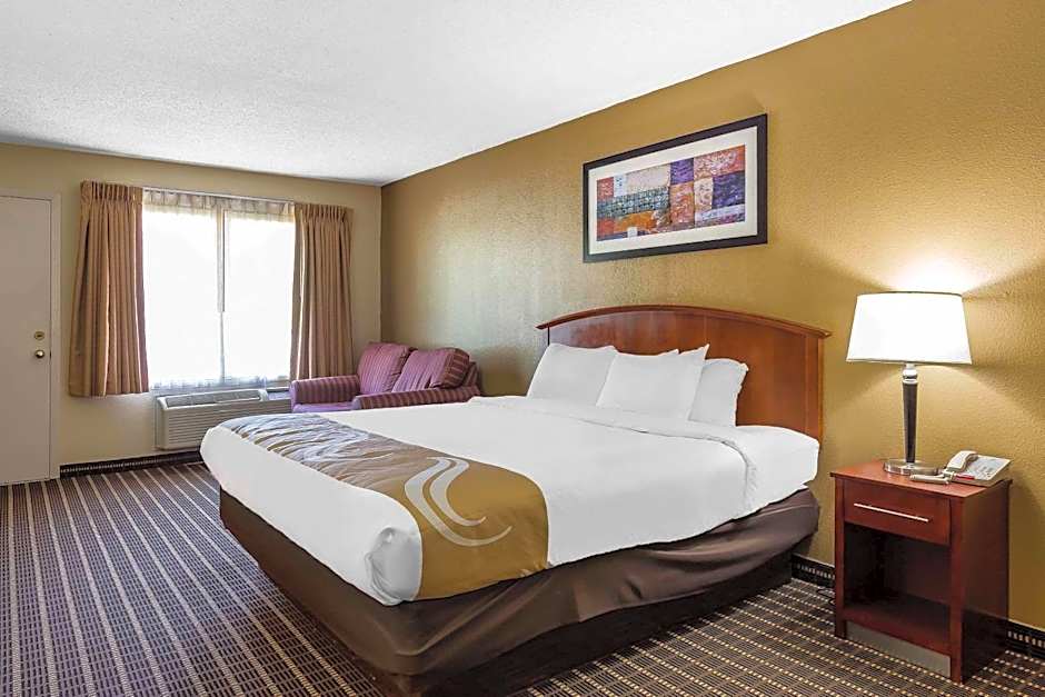 Quality Inn & Suites Sevierville - Pigeon Forge