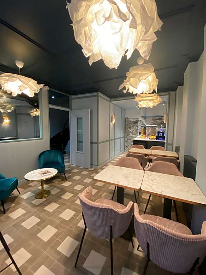 Amadeus Hotel