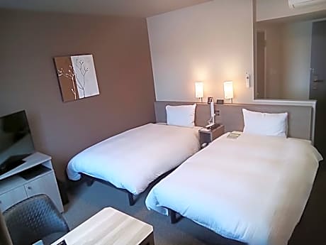 Superior Twin Room - Non-Smoking