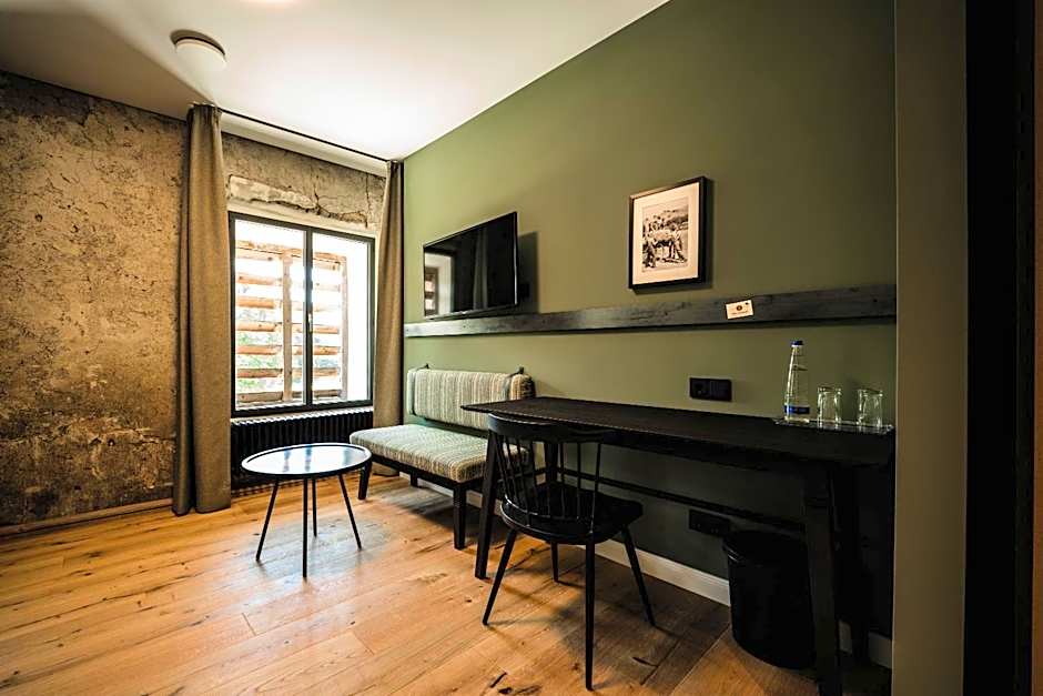 LANDHOTEL ALTE ZOLLSTATION- Historical Building