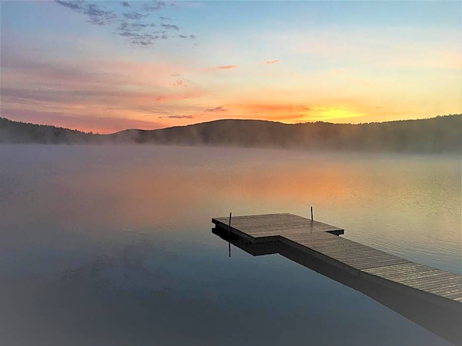 Auberge Du Lac Malcom