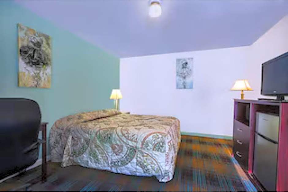 Travelers Inn by OYO Beaver, Hwy 19
