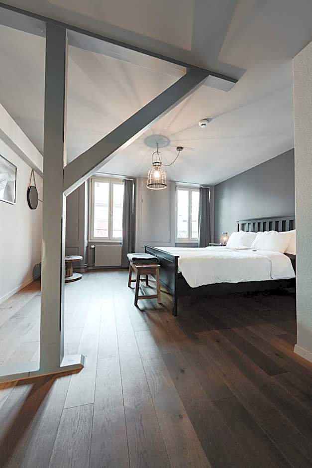 No8 Boutique Hotel - self check in