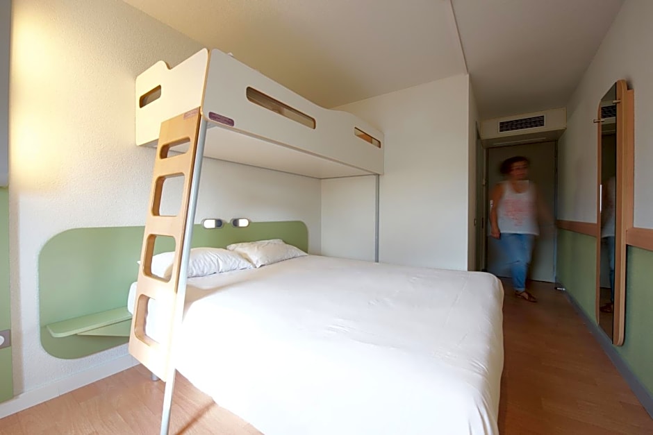 ibis budget Pau Lescar