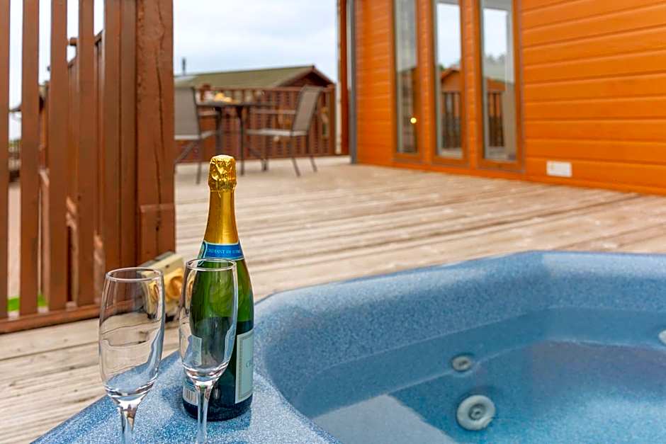 52 Meadow View with Hot Tub available as an additional add on