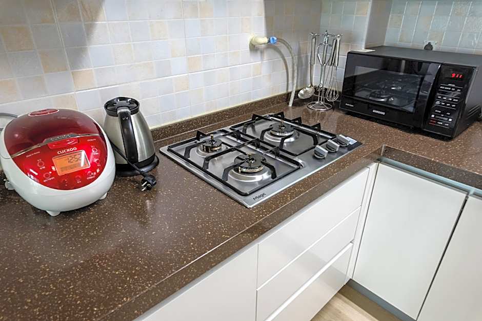 JS Residence Hotel Okpo