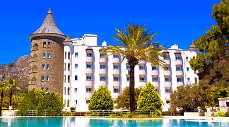 X Life Hotel Sarıgerme 15 - Adult Hotel