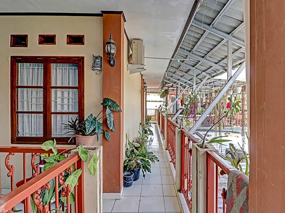 Oyo 91480 Putridapisa Syariah