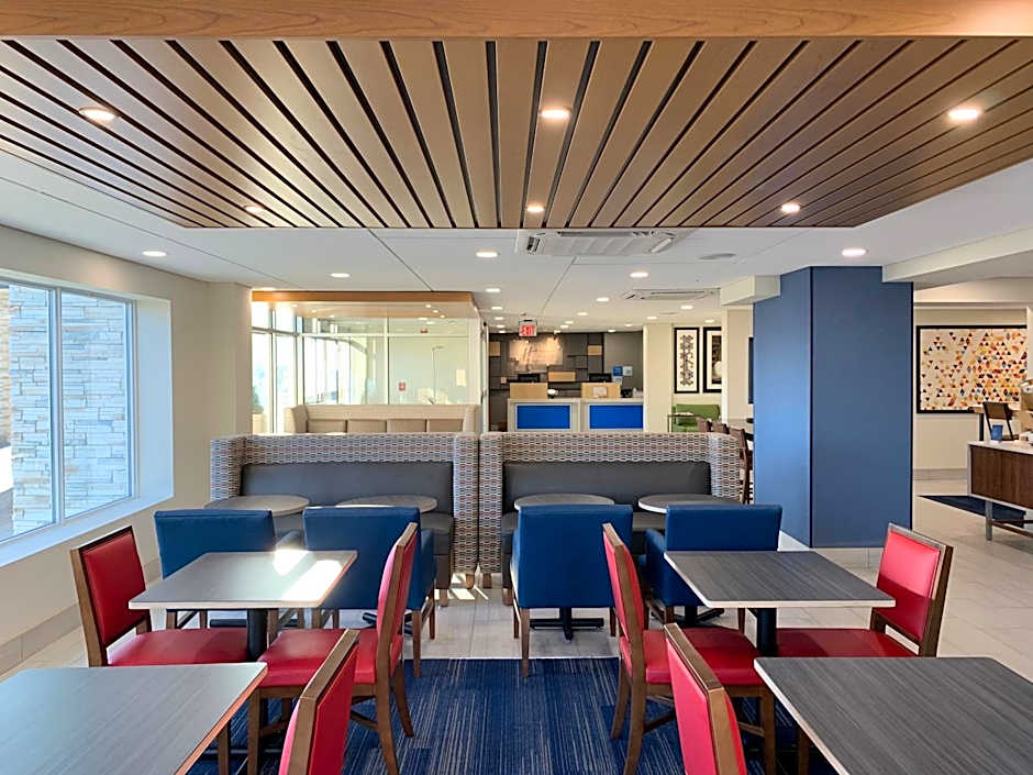 Holiday Inn Express Allentown North By IHG