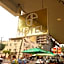 Hotel Grand One Plaza