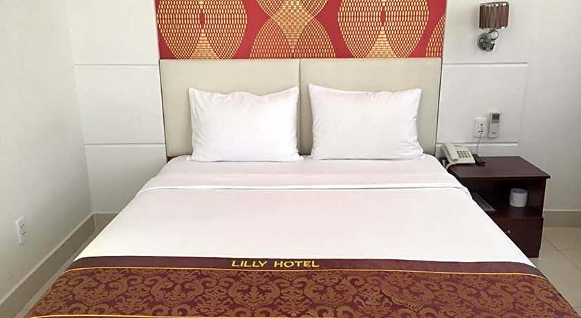 LiLLy Hotel