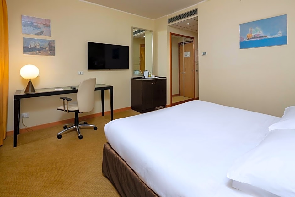 Crowne Plaza Padova by IHG