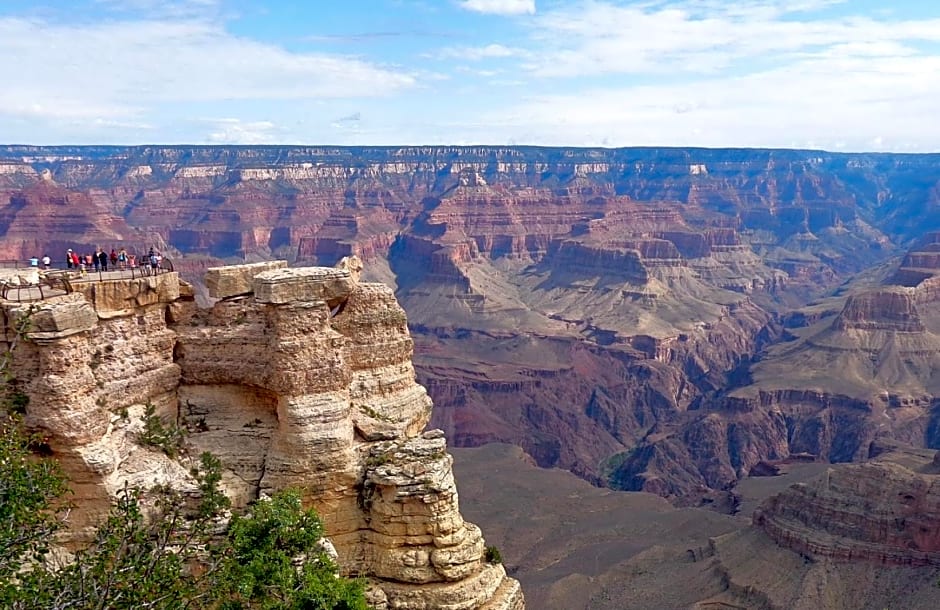 Grand Canyon Plaza Hotel