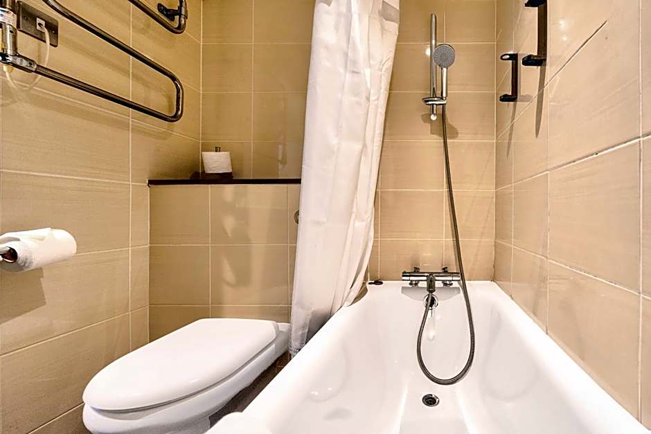 Manchester Airport Stanley Hotel by Belvilla