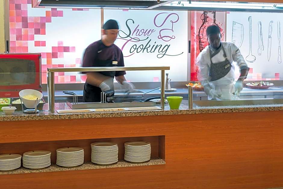 GHT Oasis Tossa & Spa