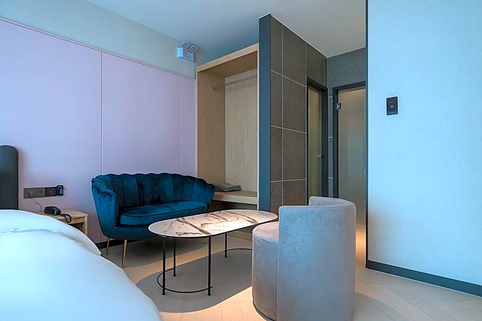 Brown Dot Siheung Geobuksum