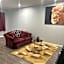 Cute Highland Park Upper B Unit