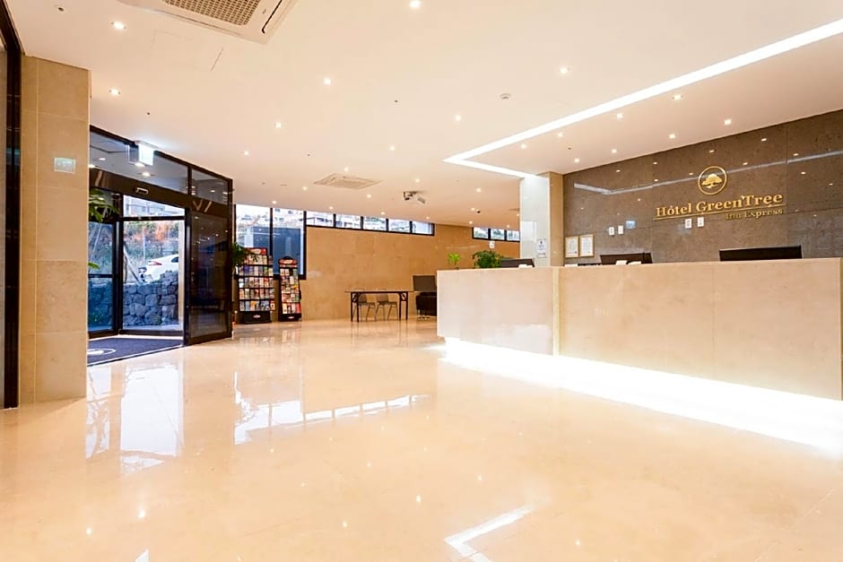 Grand Millions Hotel 