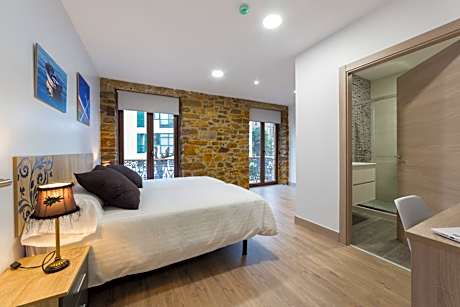 Triple Room with Balcony