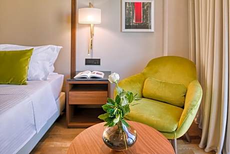 Premium Double or Twin Room with Side Sea View