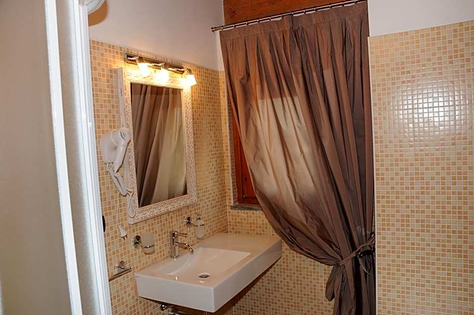 RESIDENZA SEGRATE CENTRO SRL