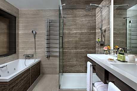 Junior Suite City Views Double Single Use