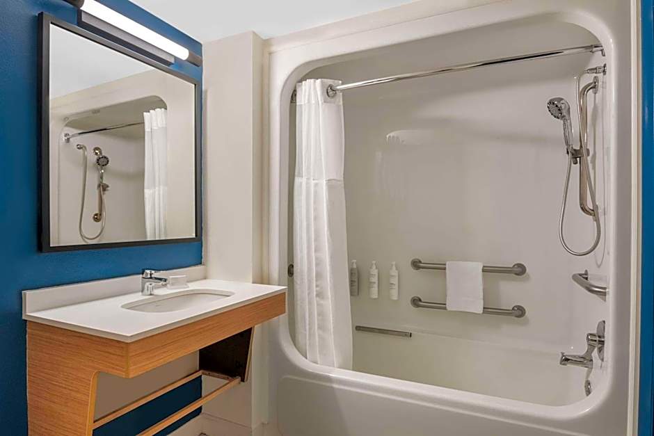 Spark by Hilton St. Augustine Historic District