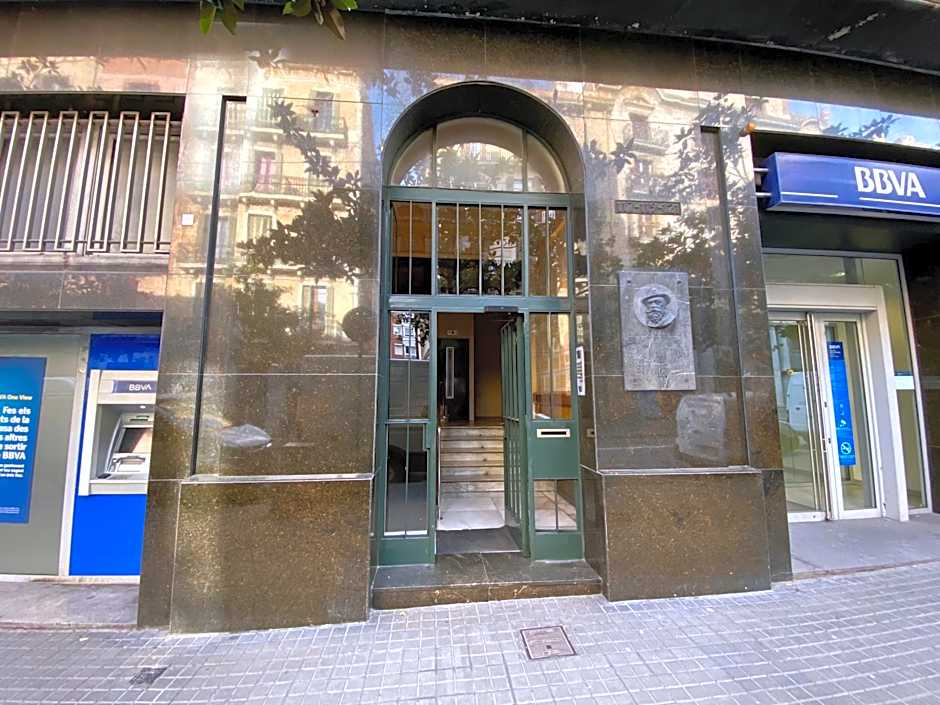 Barcelona Housing recommend for Students