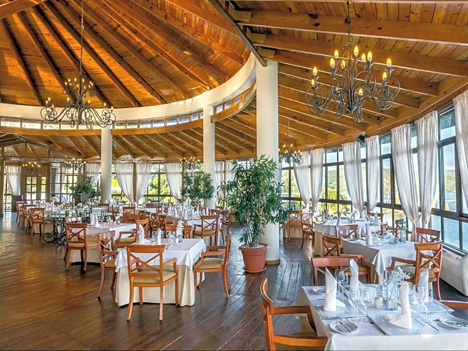 Bahia Principe Grand Cayacoa