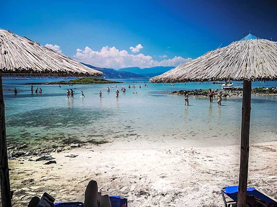 PIOTROWSKI APARTMENTS