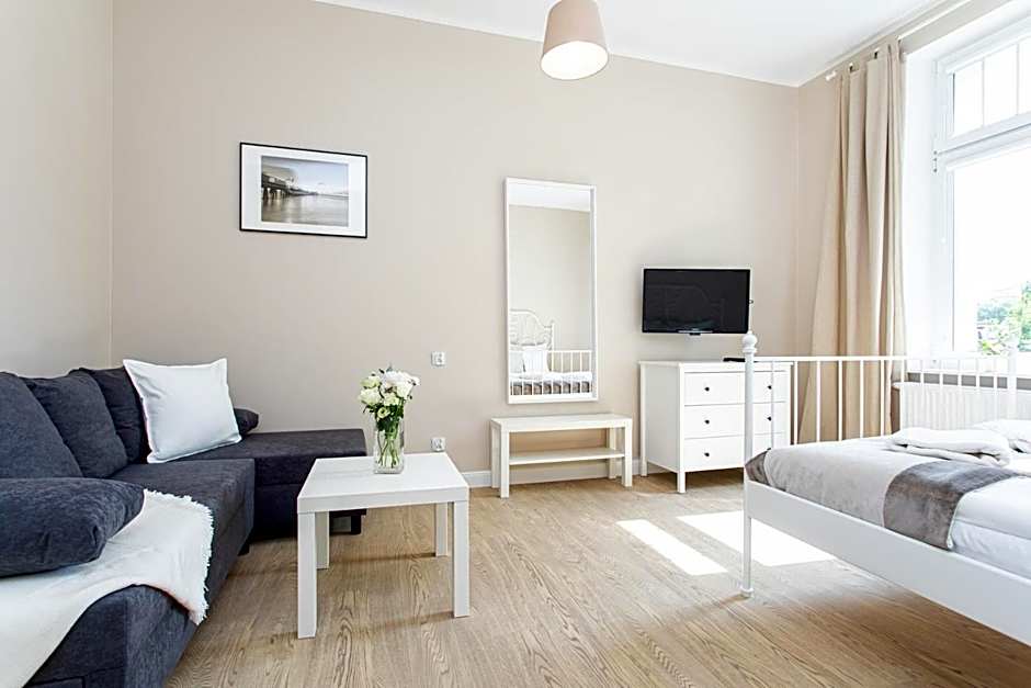 Riviera Rooms
