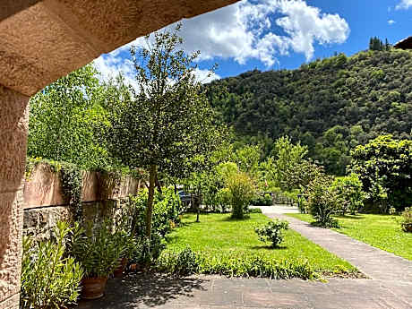 Picos de Europa Suites and Rooms