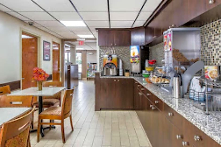Econo Lodge Midtown