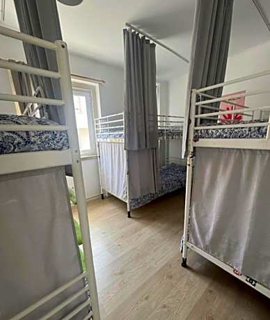 Bed in 6-Bed Mixed Dormitory Room