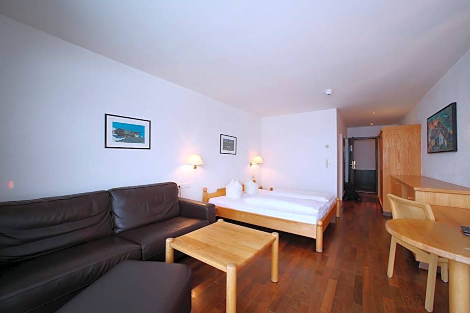 Hotel & Appartements Oberhofer