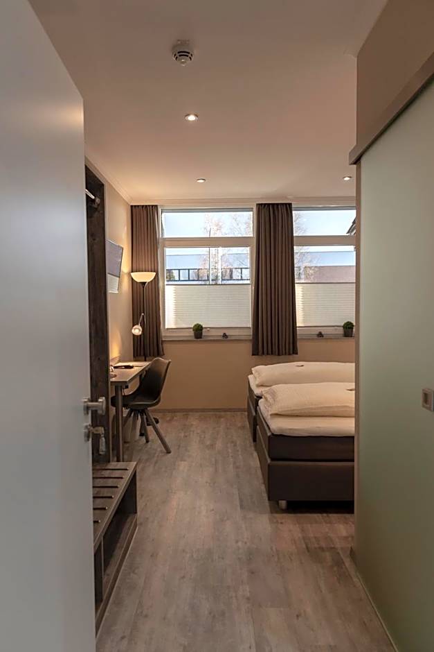 Mey Hotel