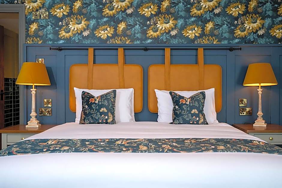 Wheatsheaf Hotel by Chef & Brewer Collection