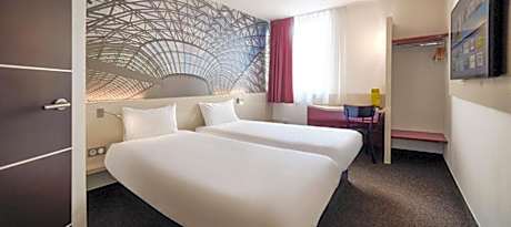 Large Twin Room