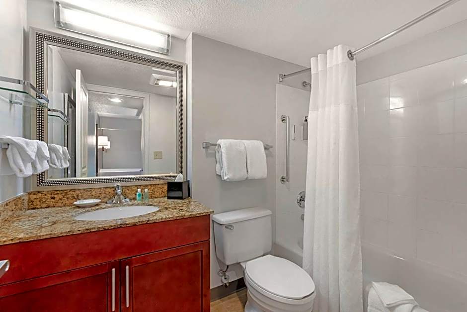MainStay Suites St. Louis - Galleria