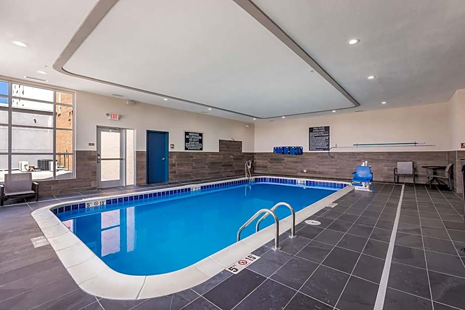 Four Points by Sheraton Elkhart