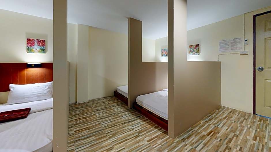 Phangan Barsay Hostel