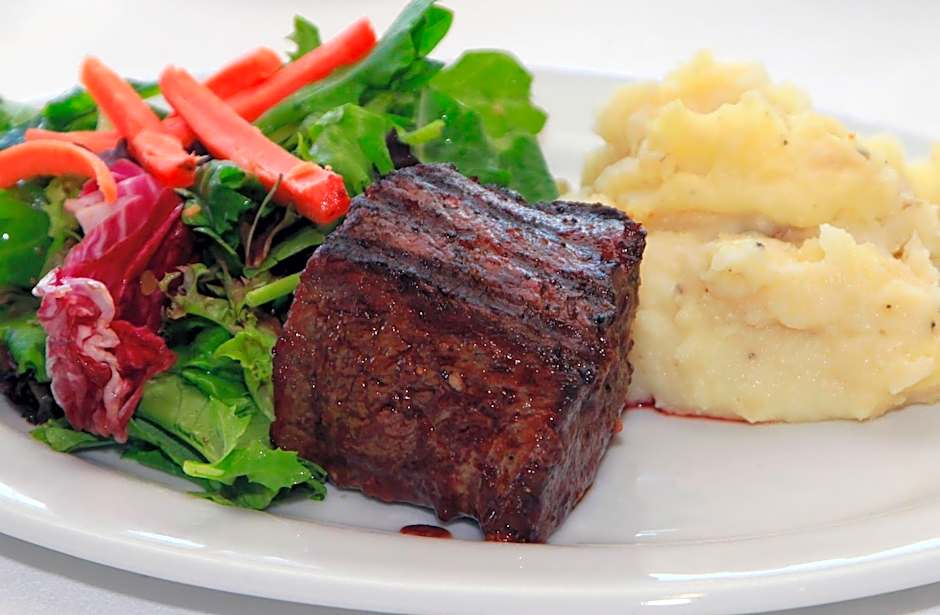 Executive Inn & Suites Oakland