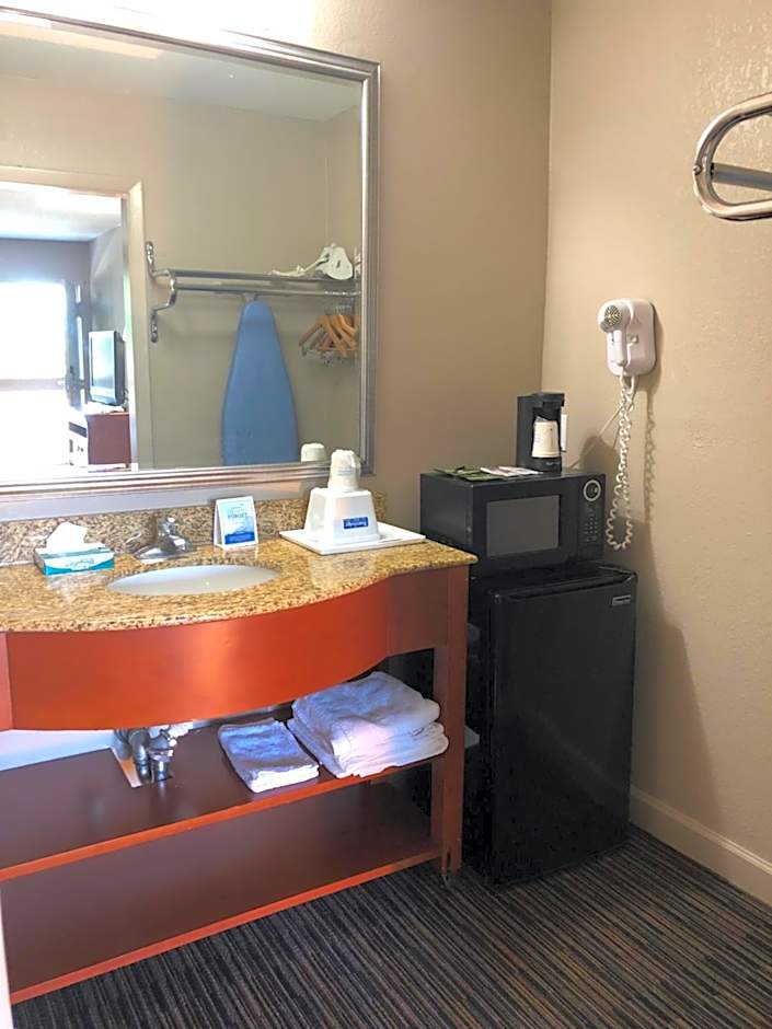 Travelodge by Wyndham Williamsburg Colonial Area