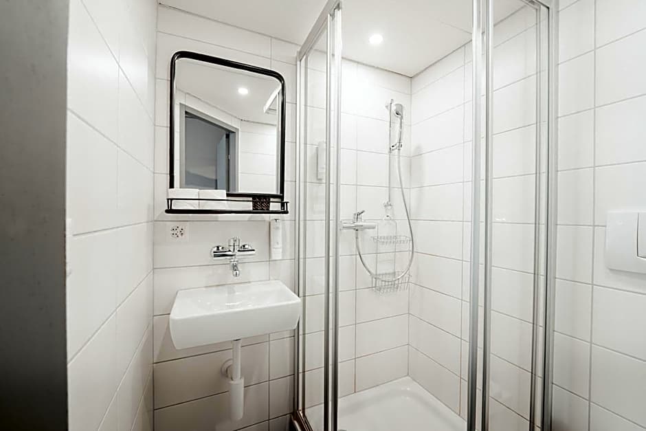 No8 Boutique Hotel - self check in