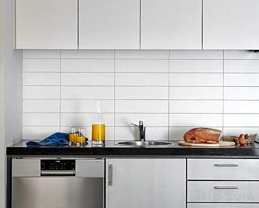 Punthill Essendon Grand Hotel