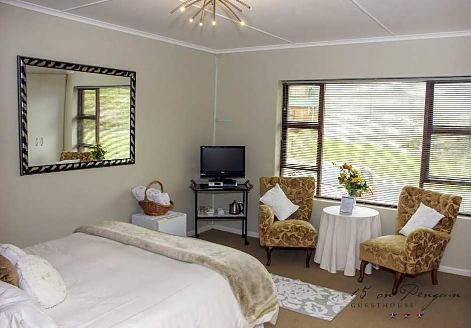 15 On Penguin Guest House