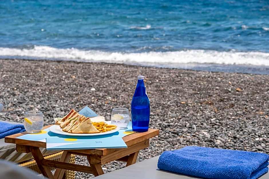 Kamari Beach Hotel