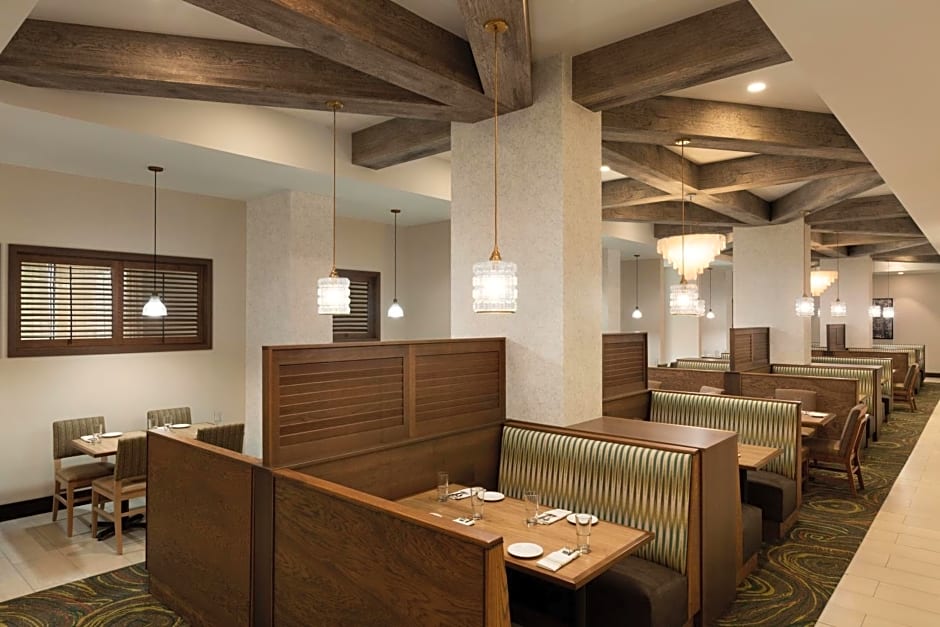 Embassy Suites By Hilton Oahu Kapolei - FREE Breakfast