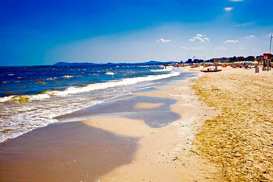 Hotel Crystal con Piscina Estiva Privata - SPIAGGIA INCLUSA con Formula All Inclusive