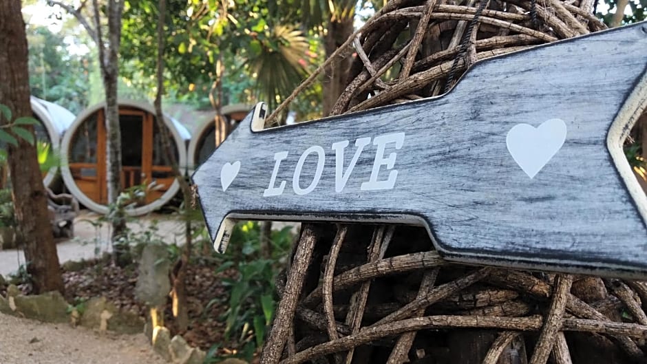 Tubo Tulum Hostel